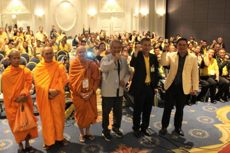 Strong Community1 (2) Resize