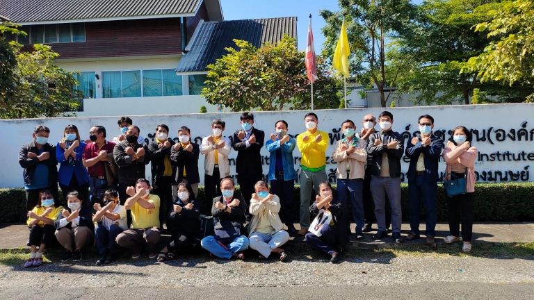 265037035 369972874918374 5759583925616168672 N