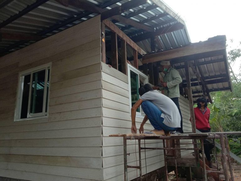 277745921 438665591392349 8932643066220922384 N