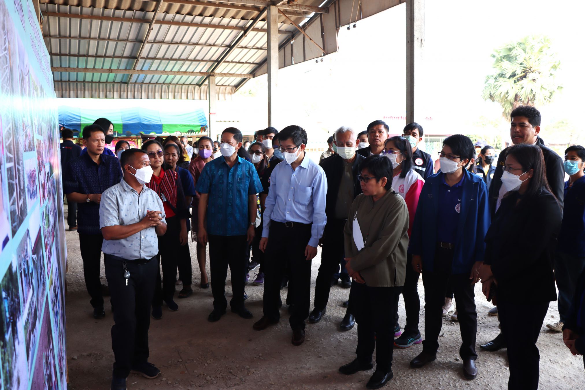 6.บมนิทรรศ