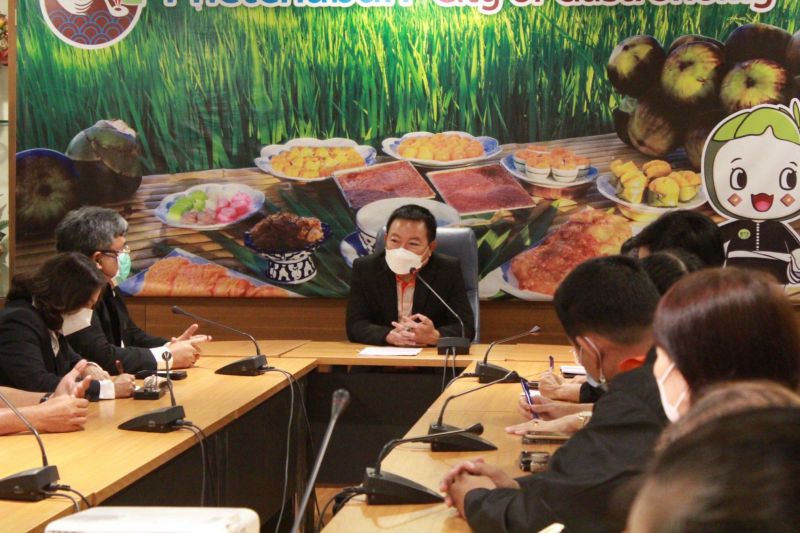 24e61802 Fd53 4b4f 91f5 1dd33c1ed5c9