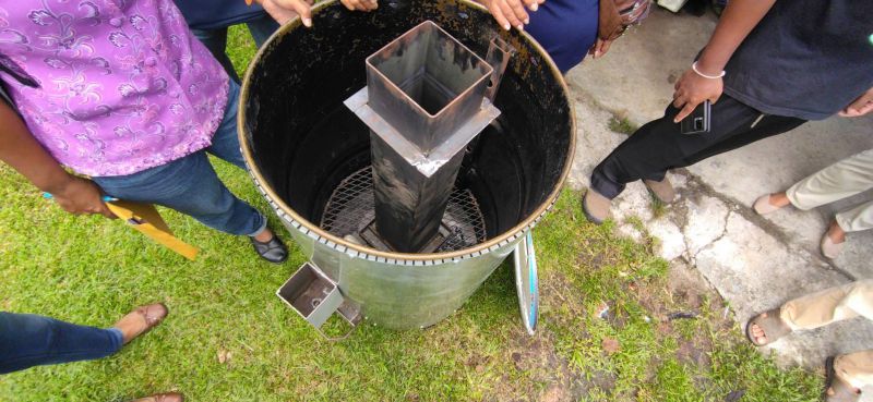 352537006 554408316906944 7956962602018471918 N