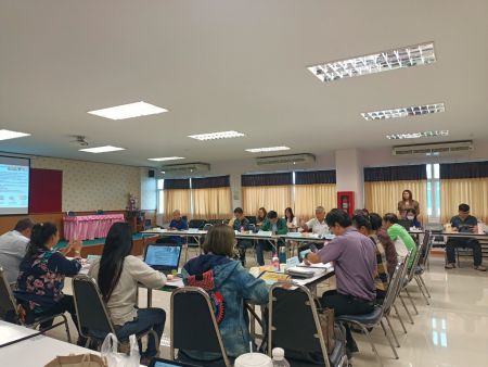 พอช.จัดประชุมพิจารณาและกลั่นกรองโครงการกลุ่มจังหวัดภาคกลางตอนล่าง 1