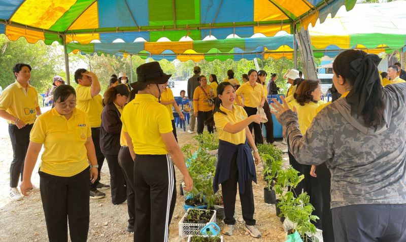 Ec4512f2 Ccd4 4700 810a D2793cd0906e 0