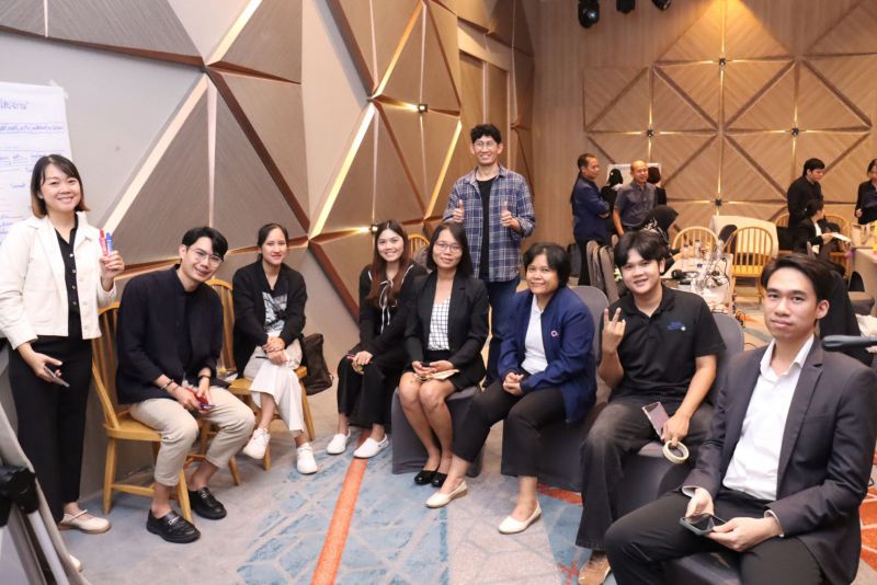 Line Album 2025.11.3 251104 3