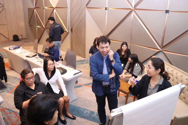 Line Album 2025.11.3 251105 3