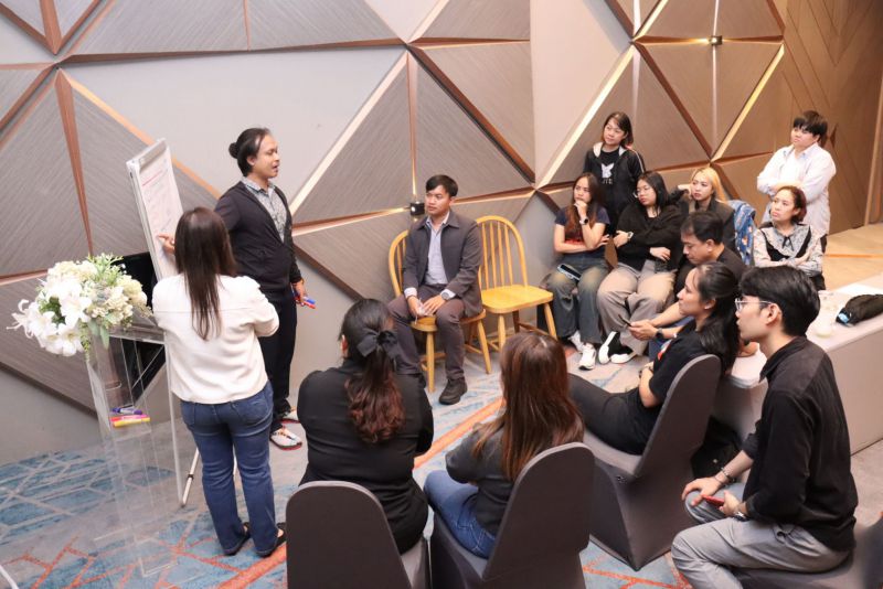 Line Album 2025.11.3 251105 4