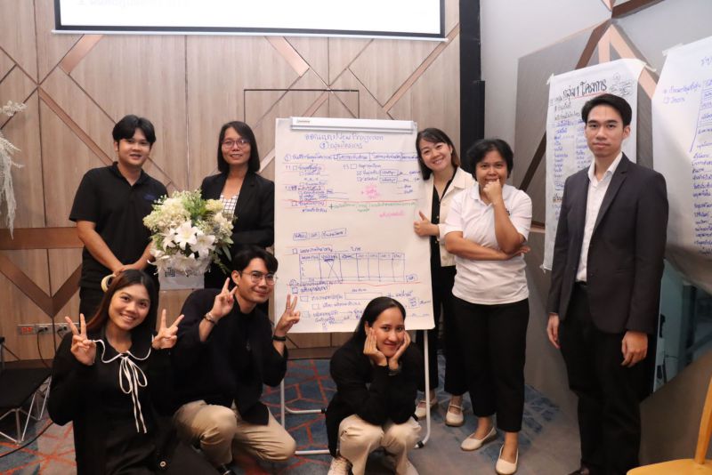 Line Album 2025.11.3 251106 4