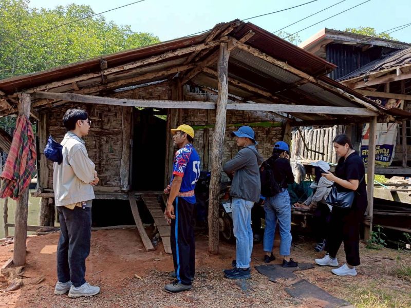 Line Album บ้านไหนหนังหมู่3 260309 1